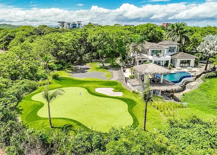 The Point Experience Villa Tamarindo