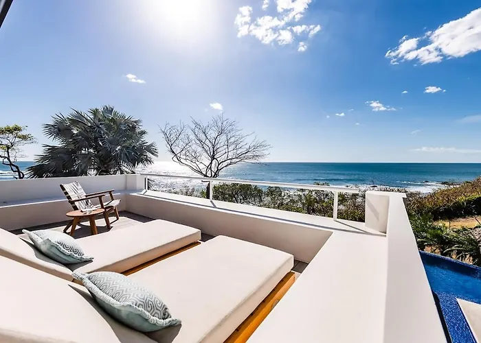 The Point Experience * Tamarindo