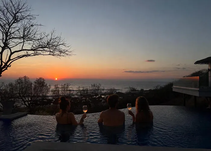 Villa The Point Experience *